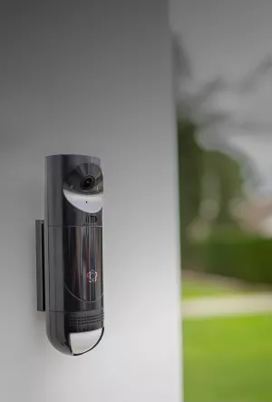 Contre les intrusions dès le jardin